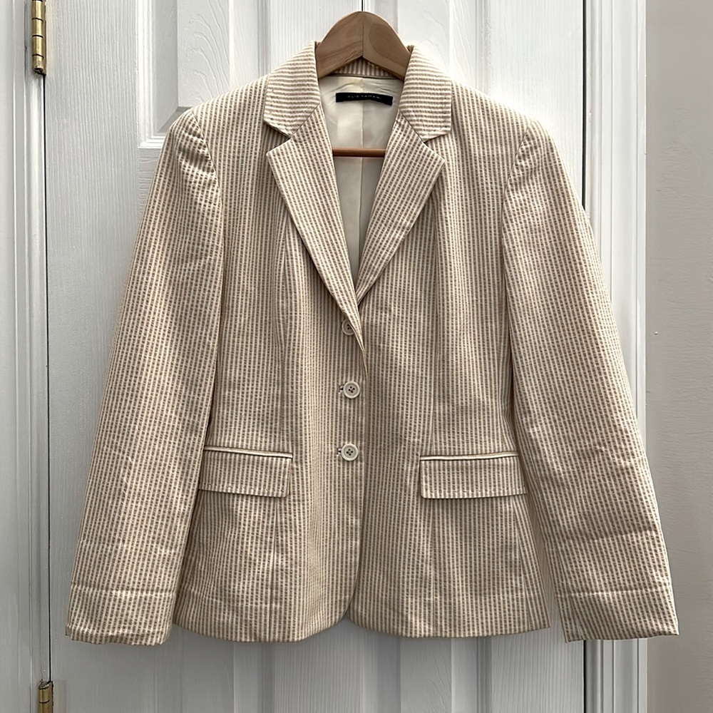 Ellie Tahari beige/ natural tan striped seersucker blazer - size 2